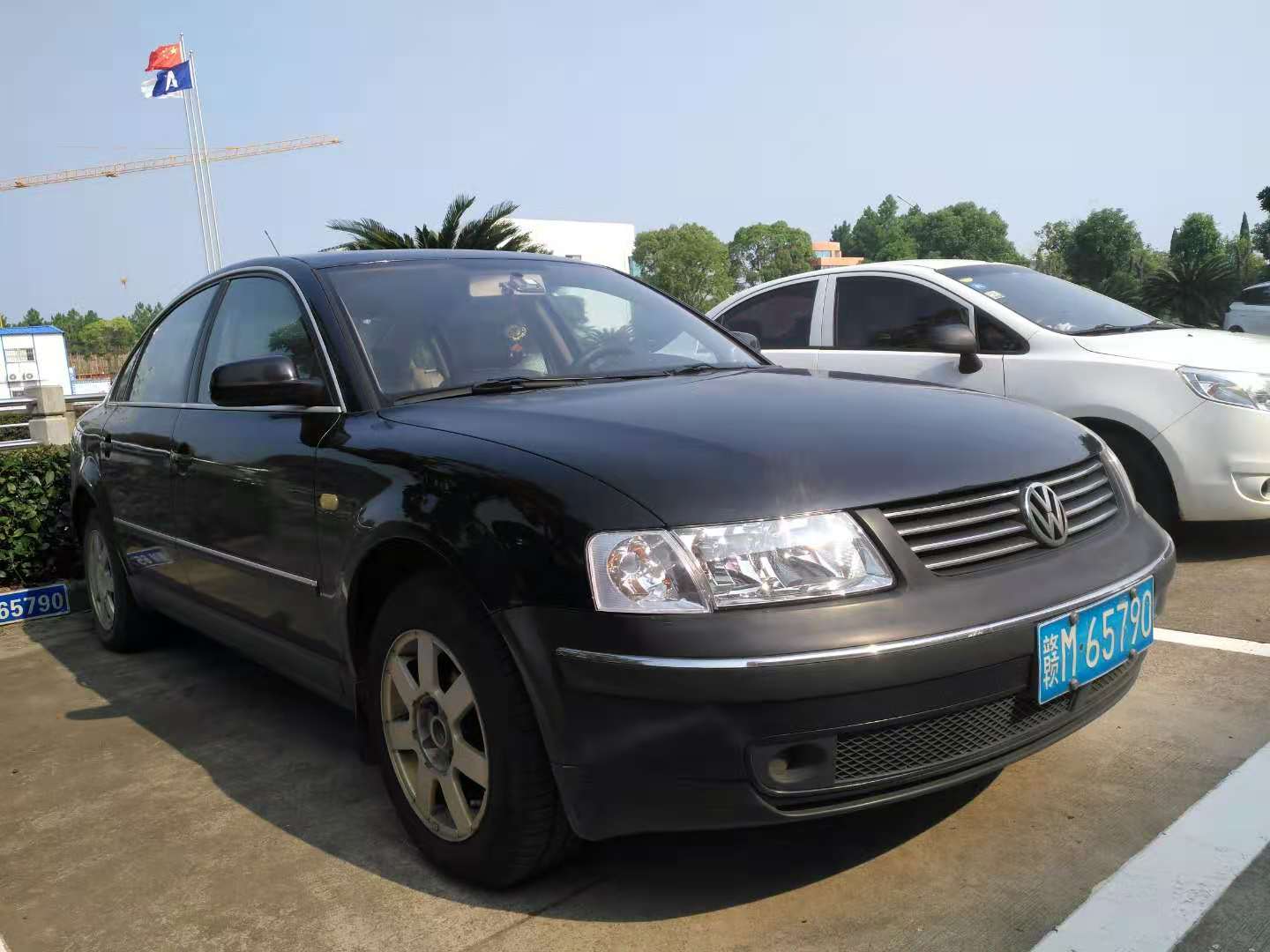 帕薩特、桑塔納車(chē)輛二輛